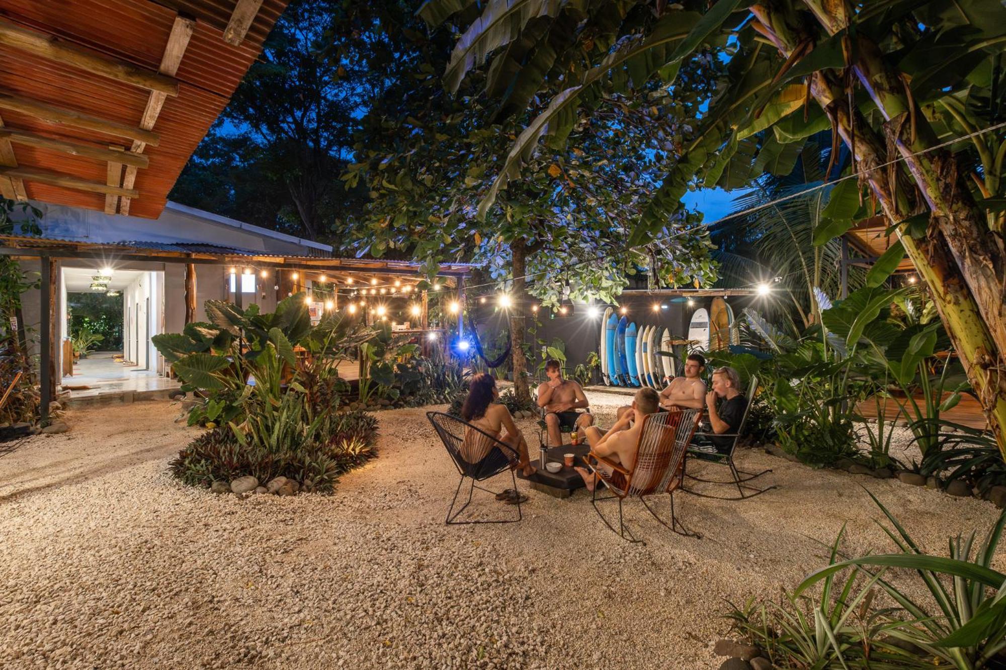 Akih Pods Hostel Playa Santa Teresa  Luaran gambar