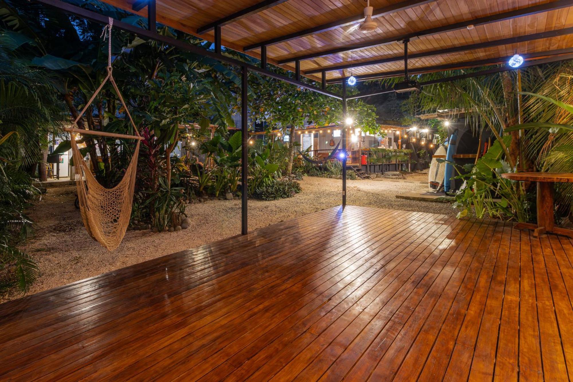 Akih Pods Hostel Playa Santa Teresa  Luaran gambar