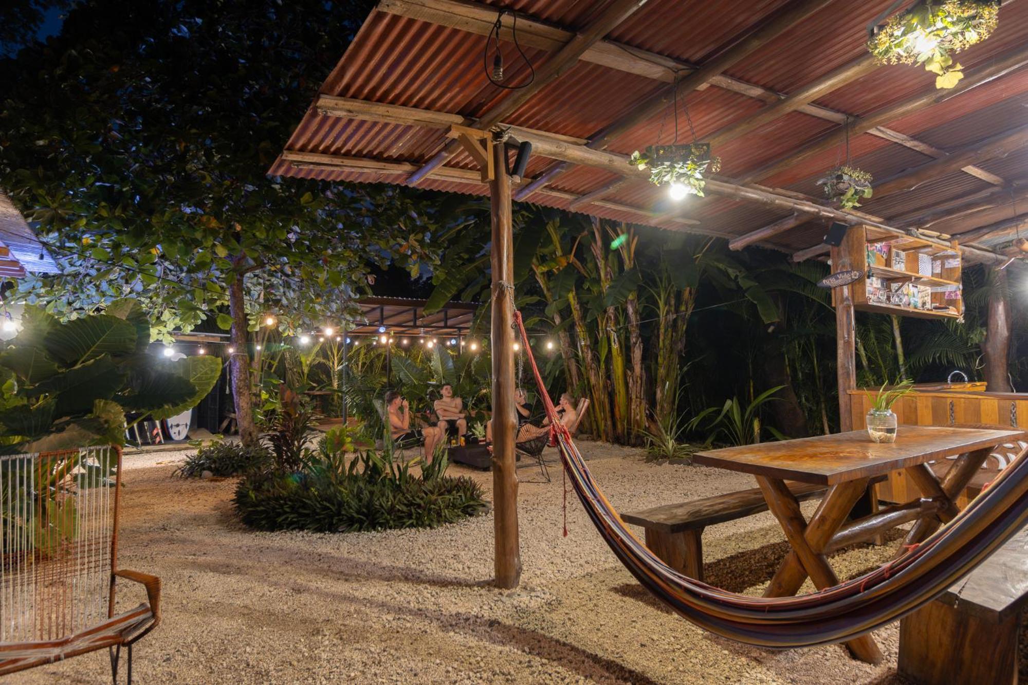 Akih Pods Hostel Playa Santa Teresa  Luaran gambar