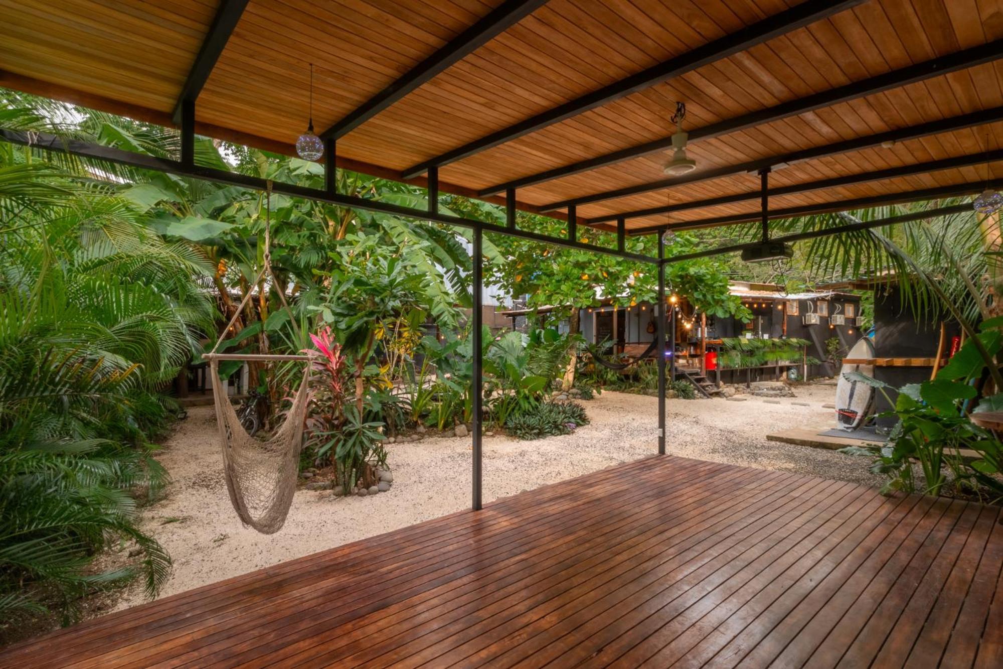 Akih Pods Hostel Playa Santa Teresa  Luaran gambar