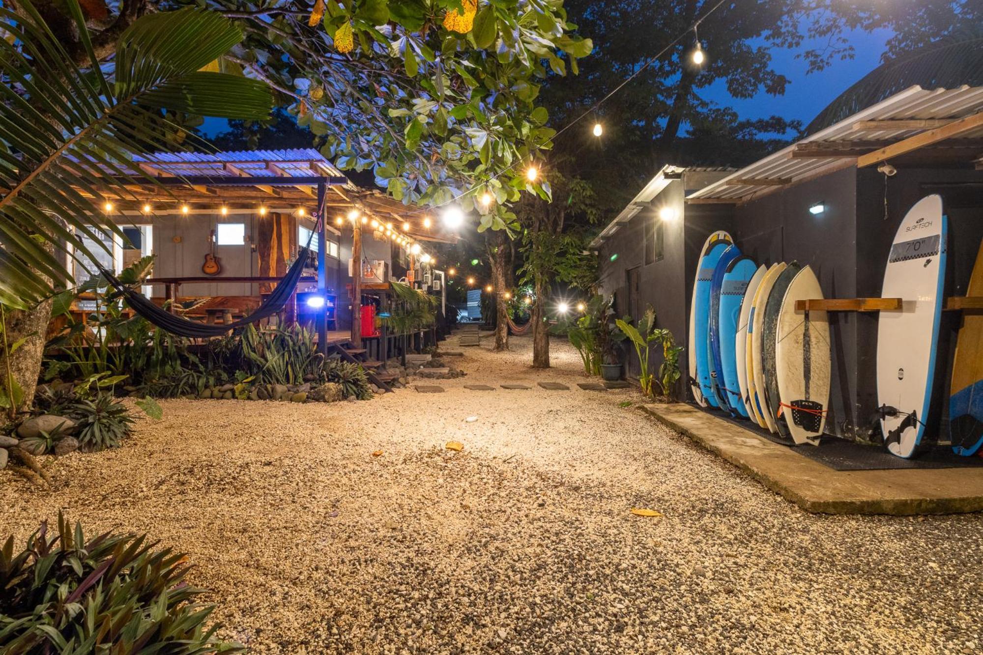 Akih Pods Hostel Playa Santa Teresa  Luaran gambar